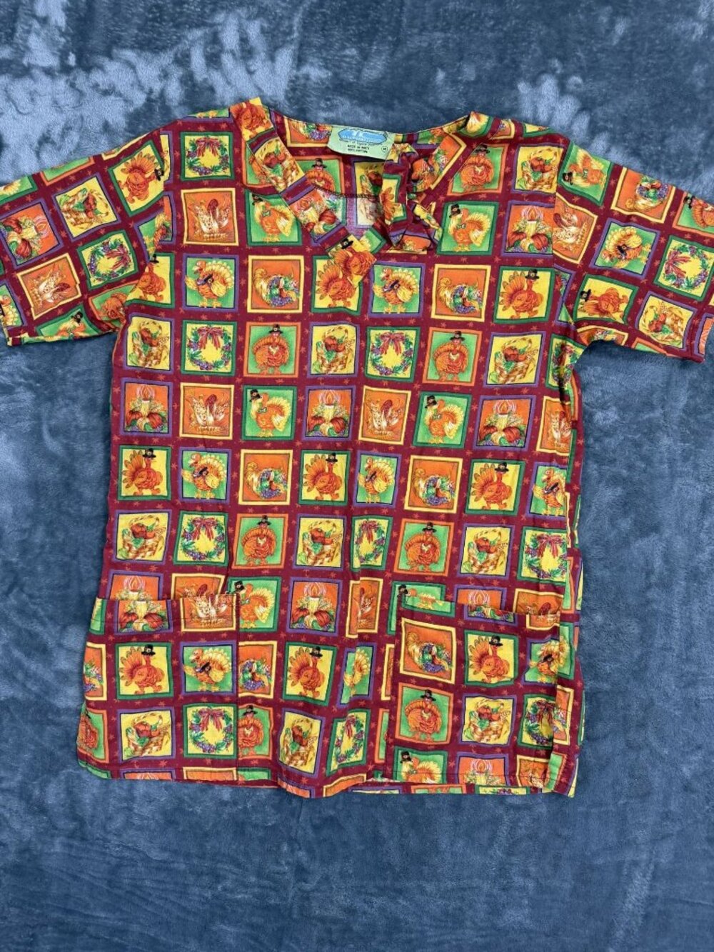 Thanksgiving Women Scrub Top Turkey & Fall Harvest Print  100% Cotton  Size M
